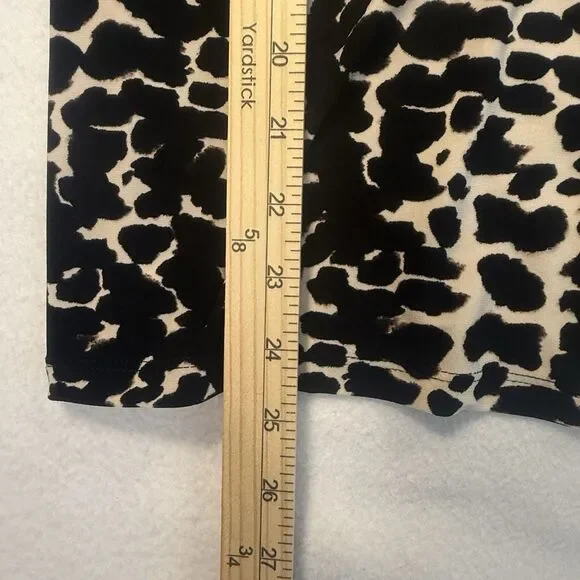 DKNY Shirt Women’s L Black Leopard Short Sleeve Wrap Top Blouse Ladies NWT - Picture 11 of 13